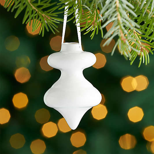 White Porcelain Top Ornament