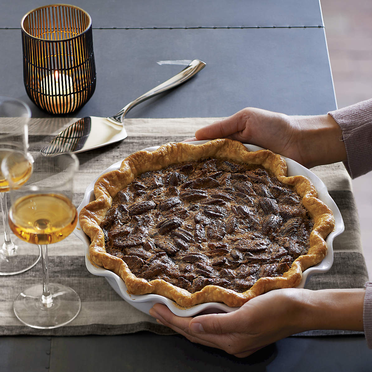 magnolia pie dish