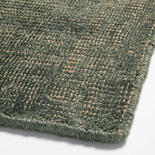 Whistler Viscose and Jute Blend Distressed Green Area Rug 6'x9'