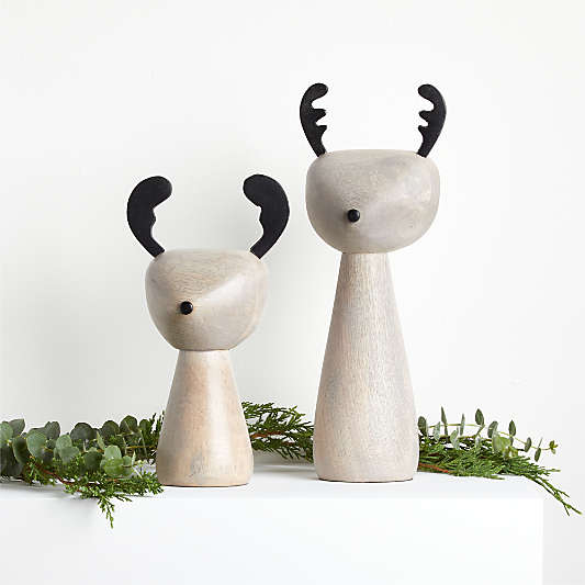Holiday Wooden Reindeer Decoration 8"