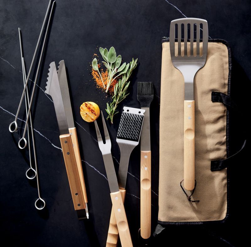 BBQ Accessories & Pizza Tools