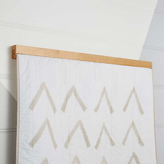 Wooden Quilt Hanger