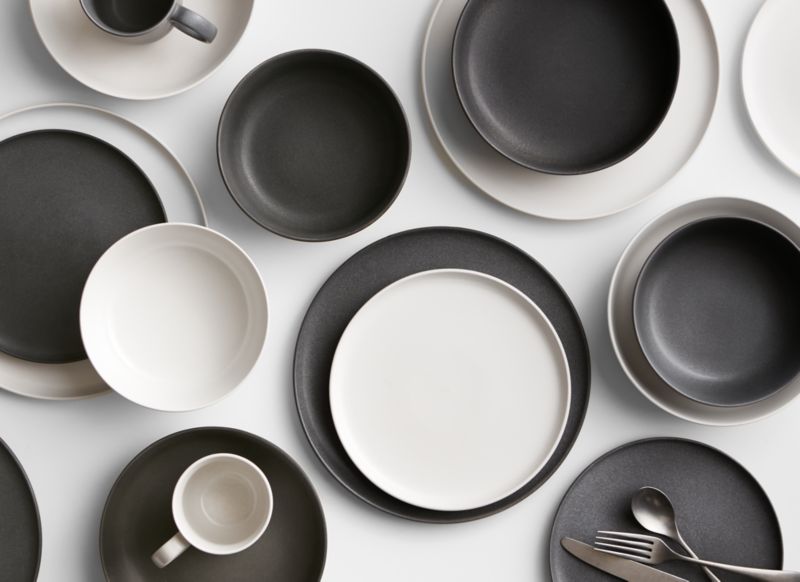 Wren Dinnerware