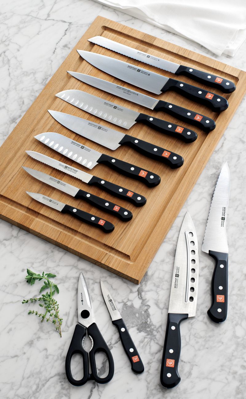 Wusthof ® Gourmet 3" Paring Knife