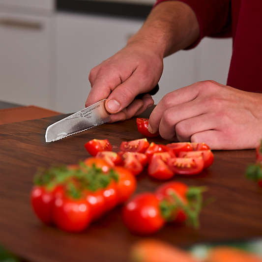 Wusthof ® Partner 5" Serrated Utility Knife