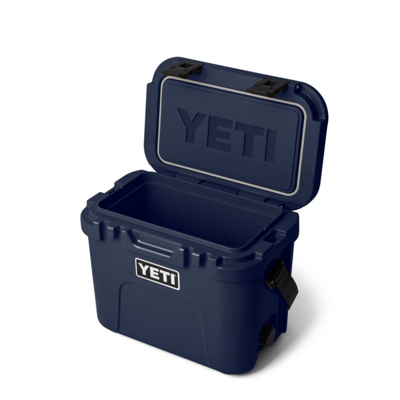 YETI Roadie 15 Hard Cooler Navy - image 2 of 5