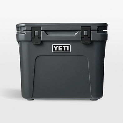 View YETI Roadie 32 Hard Cooler Charcoal details