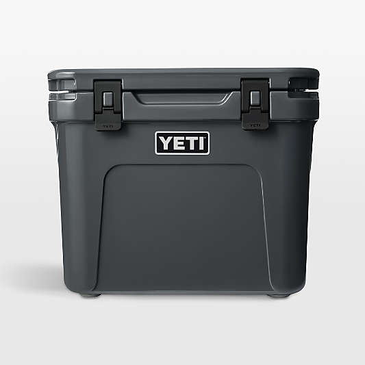 YETI Roadie 32 Hard Cooler Charcoal