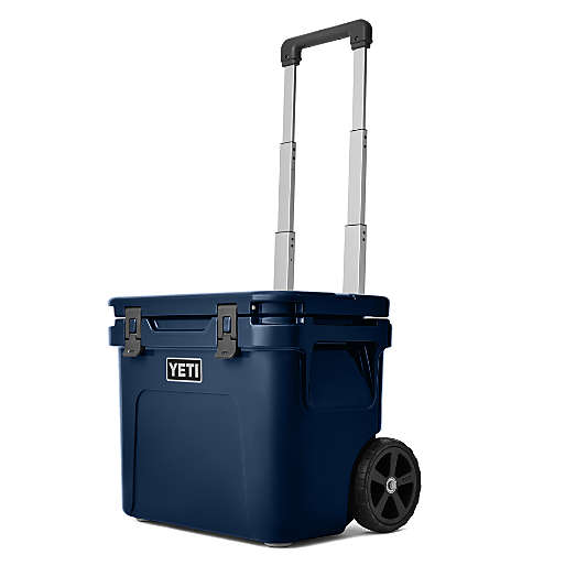 YETI Roadie 32 Hard Cooler Navy