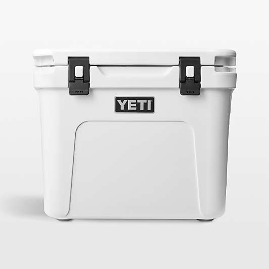 YETI Roadie 32 Hard Cooler White