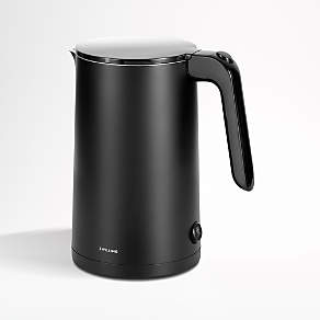 https://cb.scene7.com/is/image/Crate/ZwillingEfyCTKtlMBSSS21_VND/$web_pdp_carousel_low$/210326164700/zwilling-enfinigy-matte-black-cool-touch-kettle.jpg