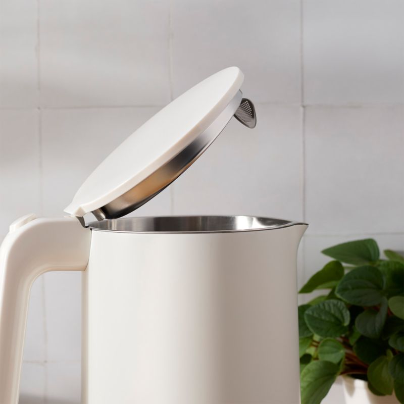 ZWILLING ® Enfinigy Matte White Cool Touch 1.5-L Tea Kettle Pro - image 4 of 9