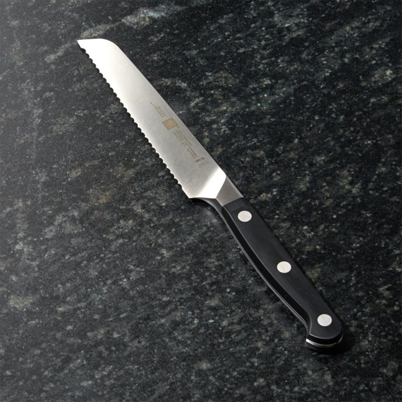 Zwilling J. A. Henckels - Four Star 5 Inch Serrated Utility Knife