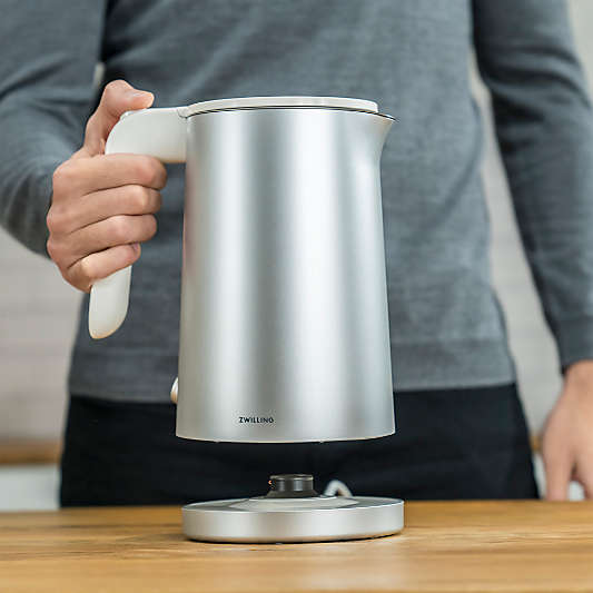 ZWILLING Enfinigy Silver Cool Touch 1-L Tea Kettle