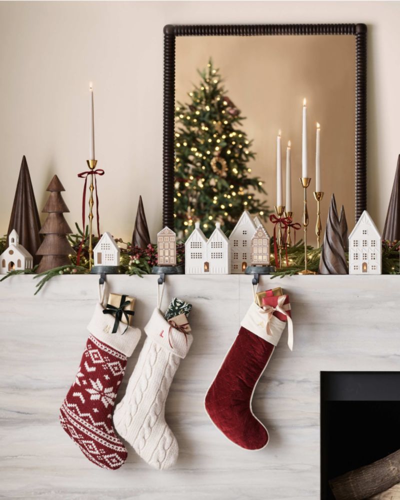 shop holiday decor 
