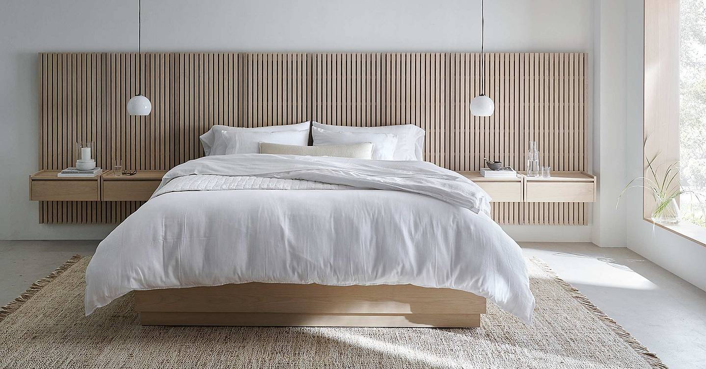 How to Layer Your Bedding the Right Way, Layered Bedding