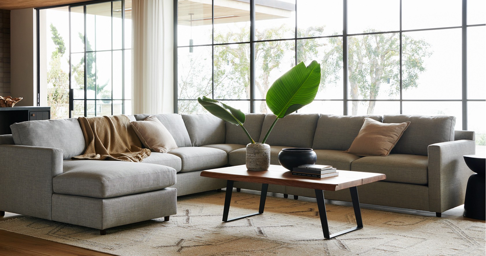 How to Choose a Coffee Table: Coffee Table Buying Guide