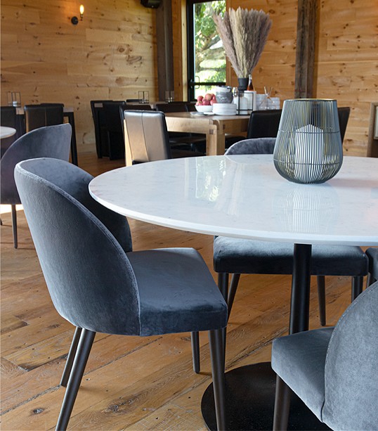 rose hill farm seating area