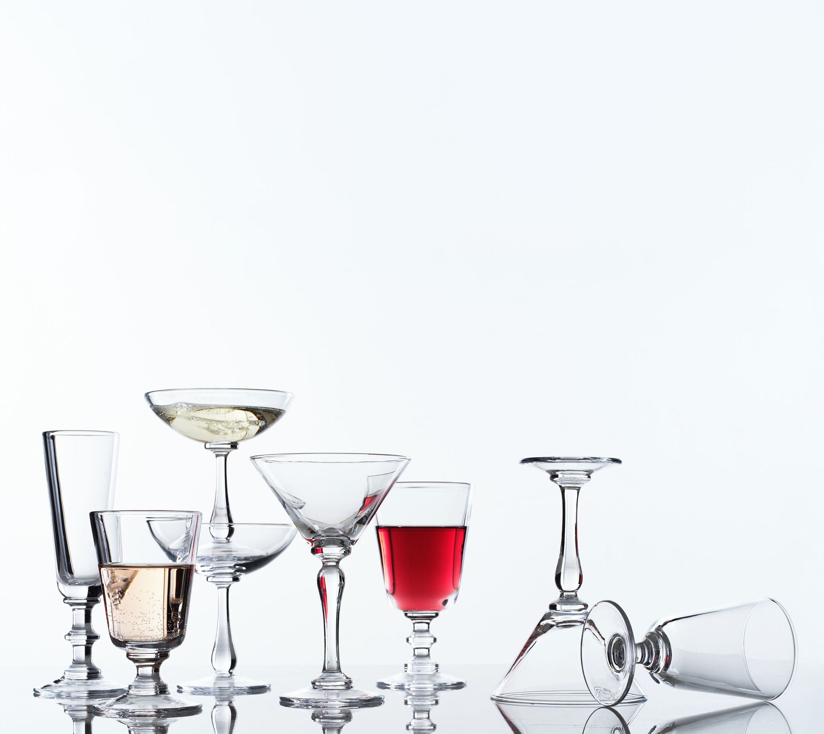 Types of Cocktail Glasses A Bar Glass Guide 2024 Crate & Barrel Canada