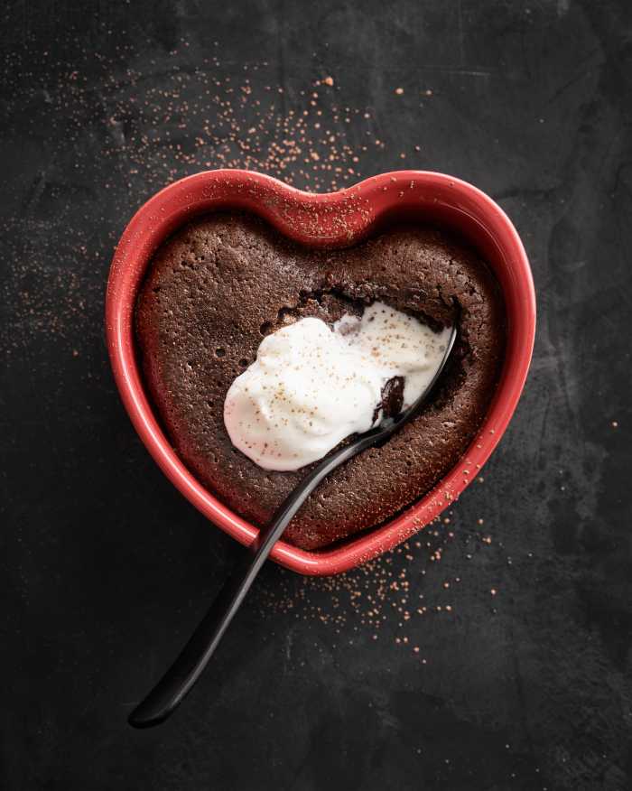 Heart-Shaped Cake Pan - Modern - Cake Pans - by HOME BASICS