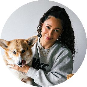 Cozy kitchen headshot