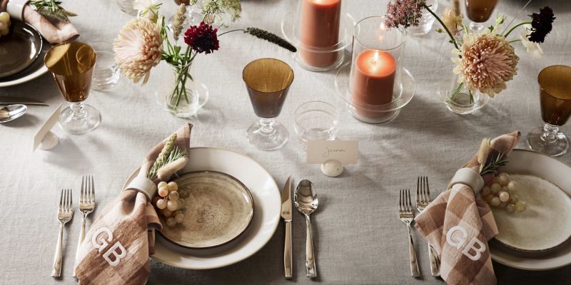 Modern Thanksgiving Plates, Dinnerware Sets & Decor | Crate & Barrel