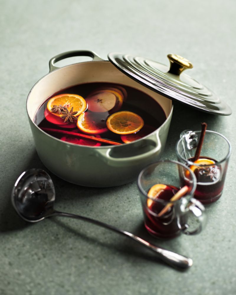 Cinnamon Spiced Mulled Wine