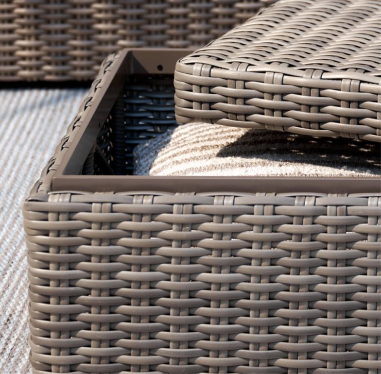 Abaco 48" Round Outdoor Patio Dining Table + Reviews Crate & Barrel