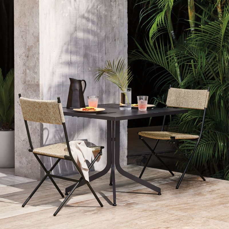 Folding outdoor dining deals table