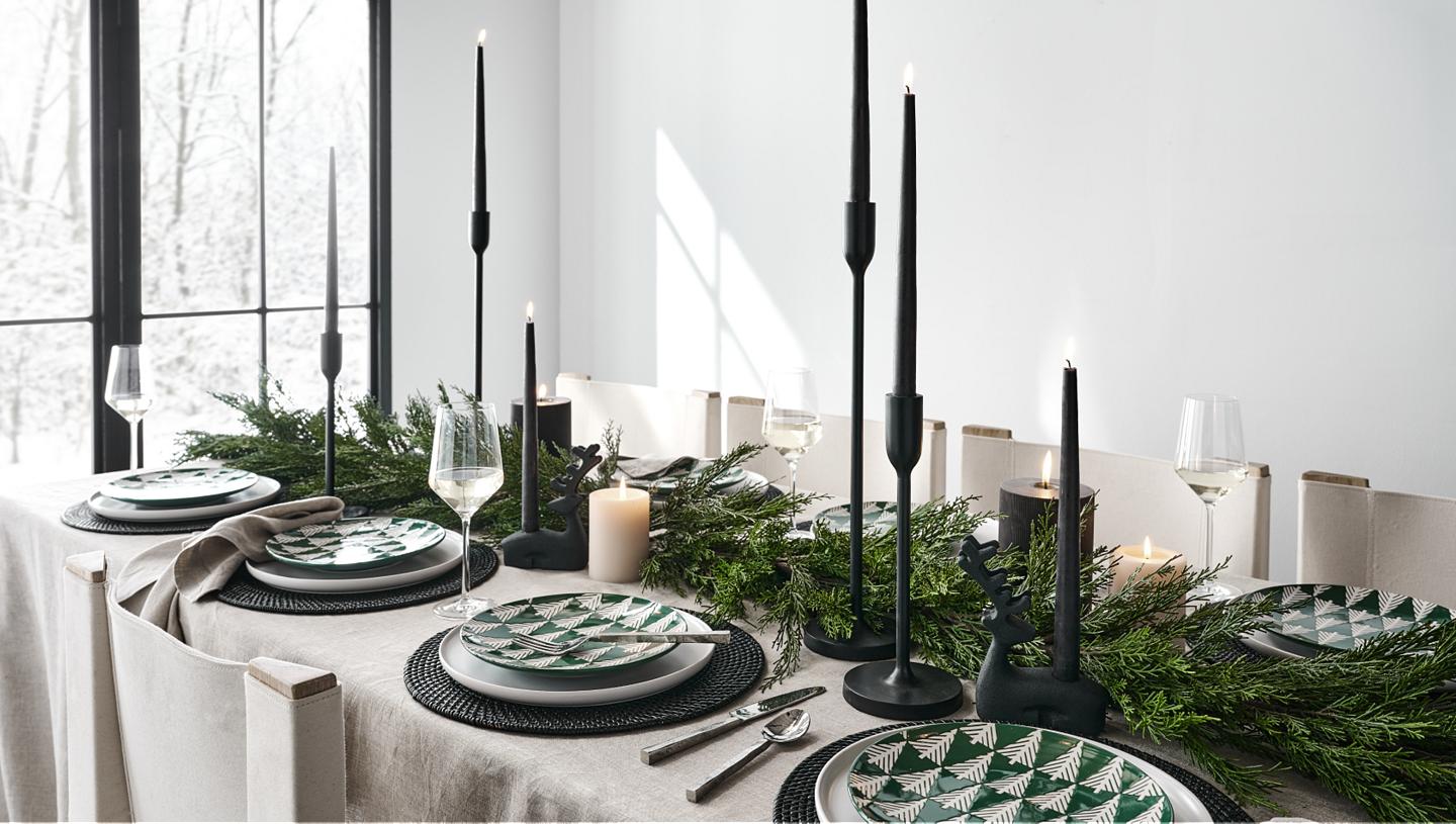 Christmas Plate Settings & Holiday Place Setting Ideas Crate & Barrel