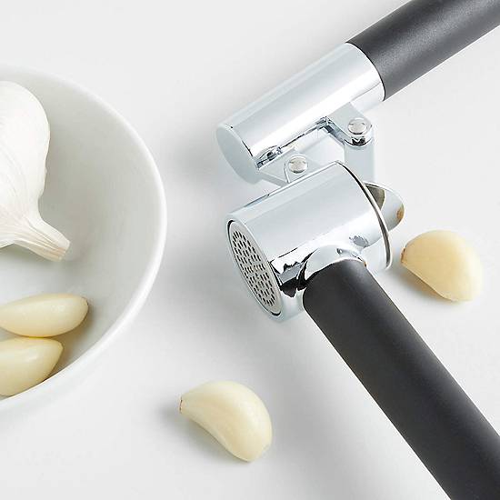 garlic press