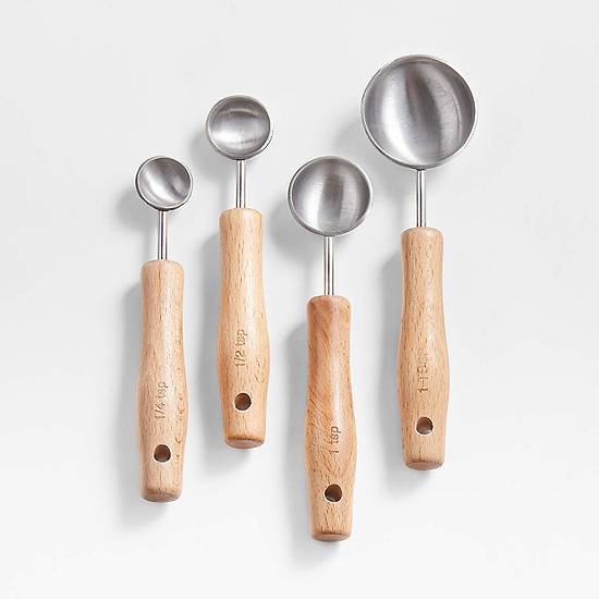 https://cb.scene7.com/is/image/Crate/cb_dPLP_20230802_KtchGadg_MeasuringSpoon?wid=550&qlt=70&op_sharpen=1