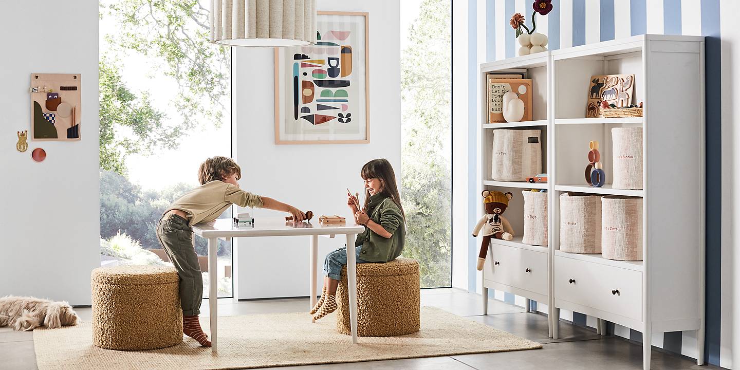 Bookcase with toy sales storage
