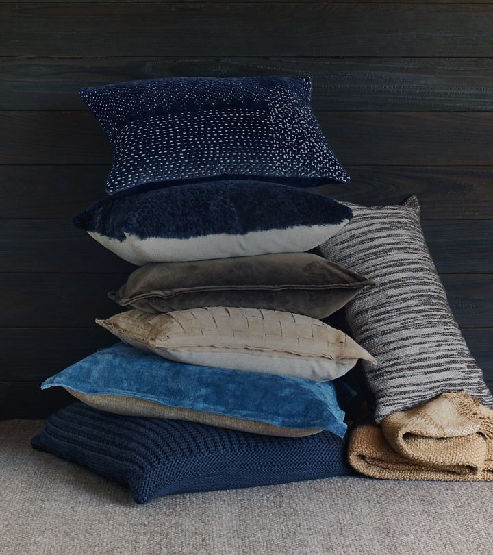 Stacked pillows