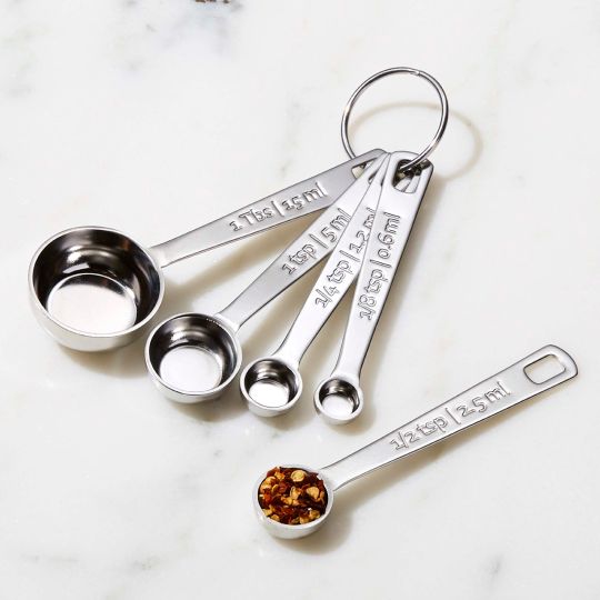 le creuset kitchen tools