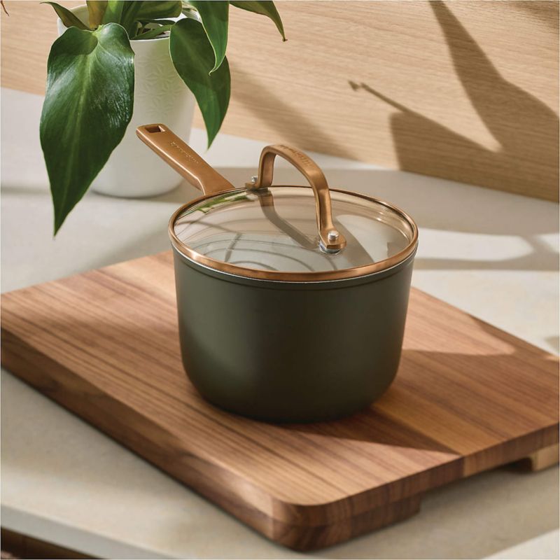 shop saucepans & sauciers