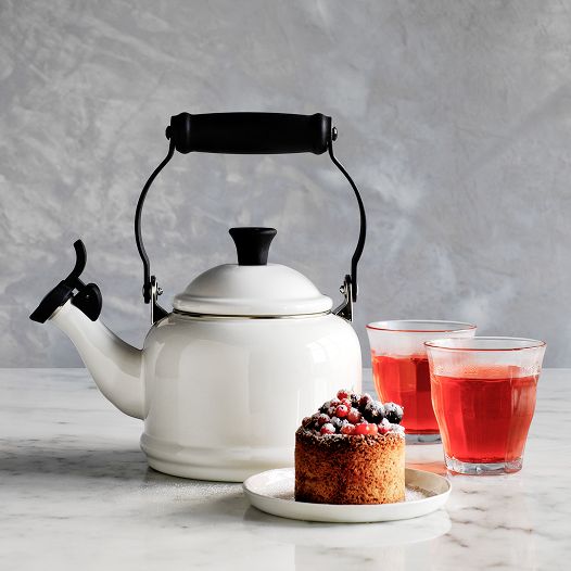 le creuset tea kettles
