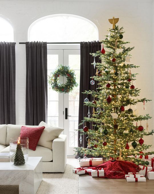 Best Christmas Home Decor 2024 Indoor Outdoor Crate Barrel Canada   Cb DPLP ChristmasDecor VisNav Trees