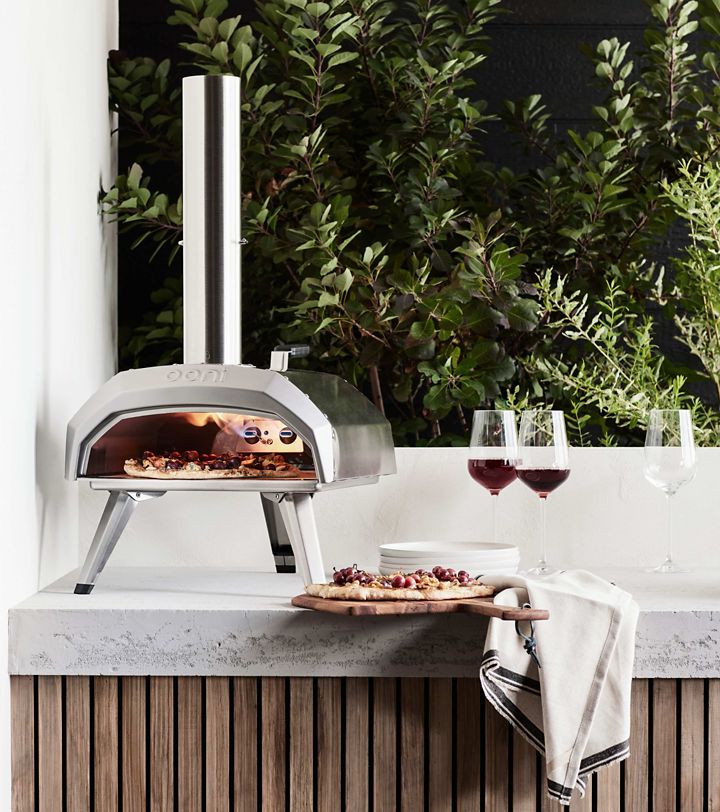 Ooni pizza oven