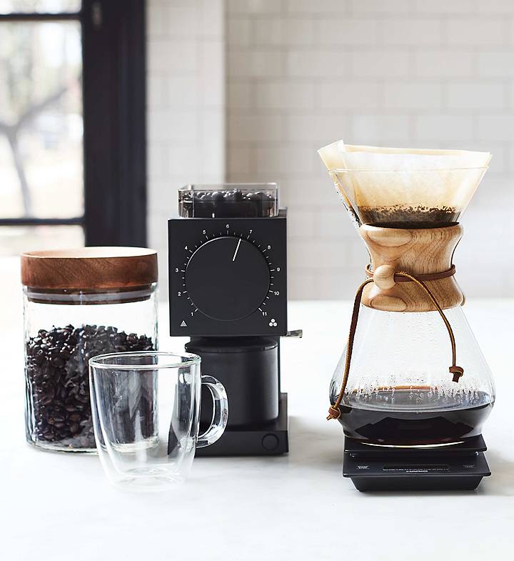 Chemex 3-Cup Glass Pour-Over Coffee Maker with Natural Wood Collar +  Reviews, Crate & Barrel