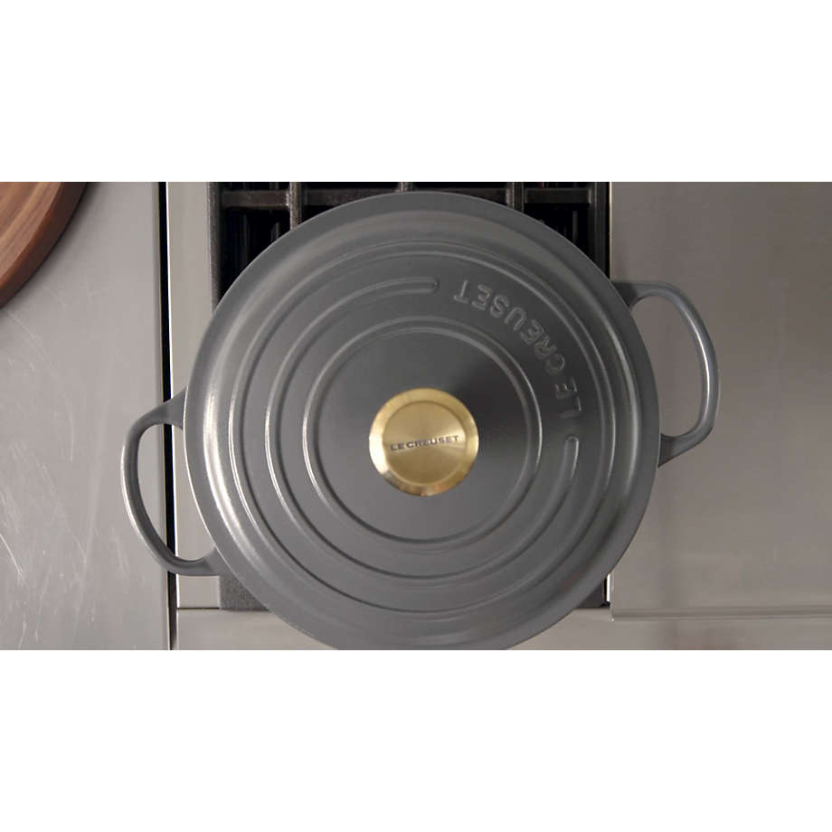 Le Creuset Signature Skillet in Flame Orange: Item LS2024-262