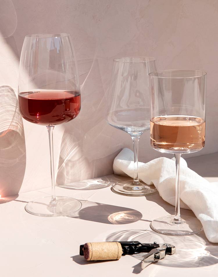 Types of Wine Glasses: Shapes, Styles, Sizes & More