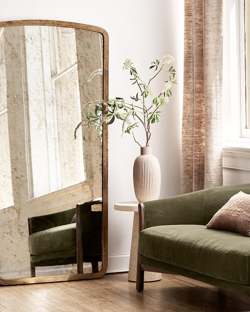 Modern Furniture Store, Home Decor & Wedding Registry | Crate & Barrel