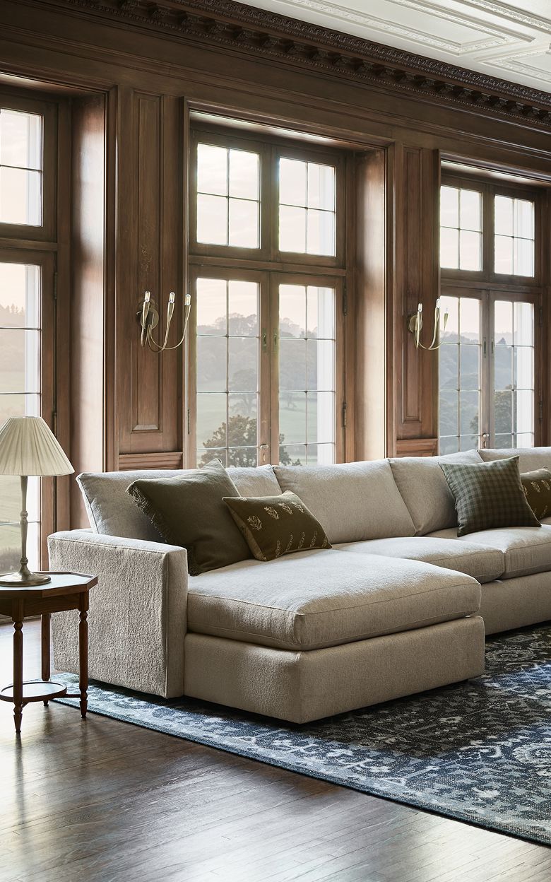 パスタ Crate & Barrel クレートアンドバレル サイドテーブル Modern Furniture Store, Home Decor & Wedding Registry | Crate & Barrel
