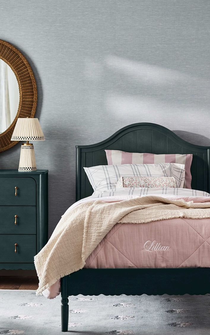 Modern Furniture Store, Home Decor & Wedding Registry | Crate & Barrel