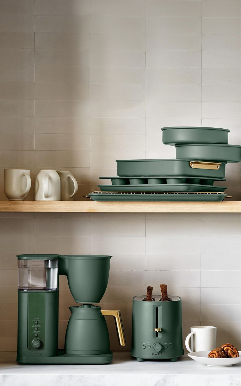Modern Furniture Store, Home Decor & Wedding Registry | Crate & Barrel