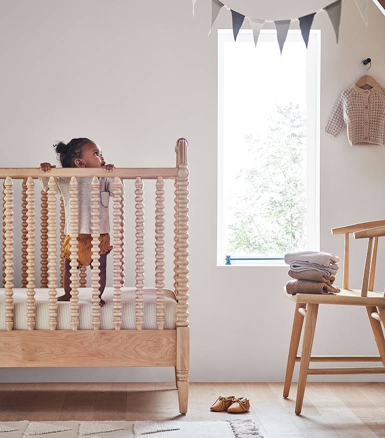 How To Choose A Crib | Crate & Kids