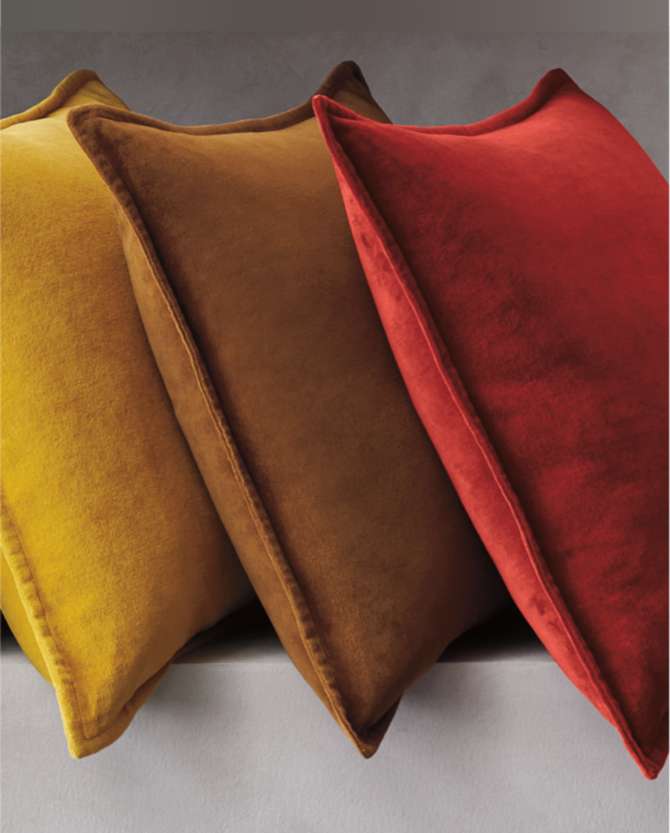 White and red pillows store