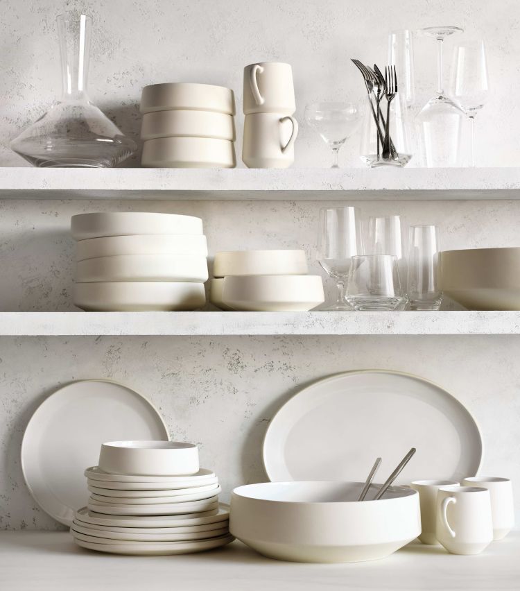 Dining dish outlet set