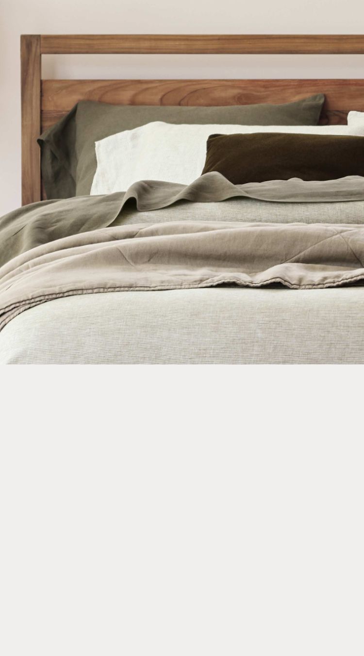 Linen Bedding: Sheets, Duvet Covers \u0026 More | Crate \u0026 Barrel, image size:750x1350